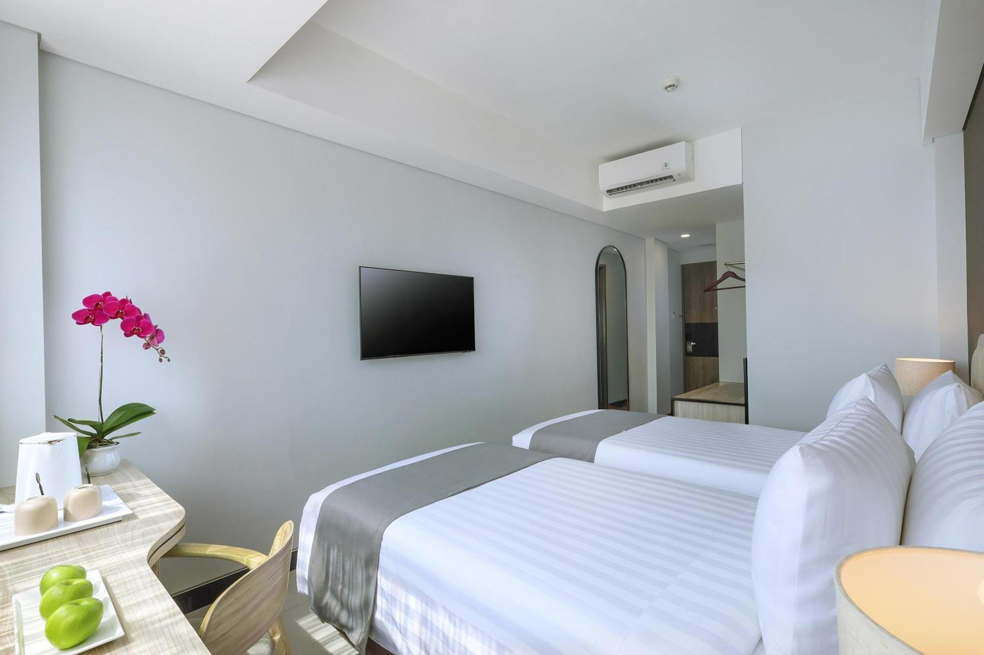 Hotel Royal Regantris Kuta Kuta Lombok Exterior foto